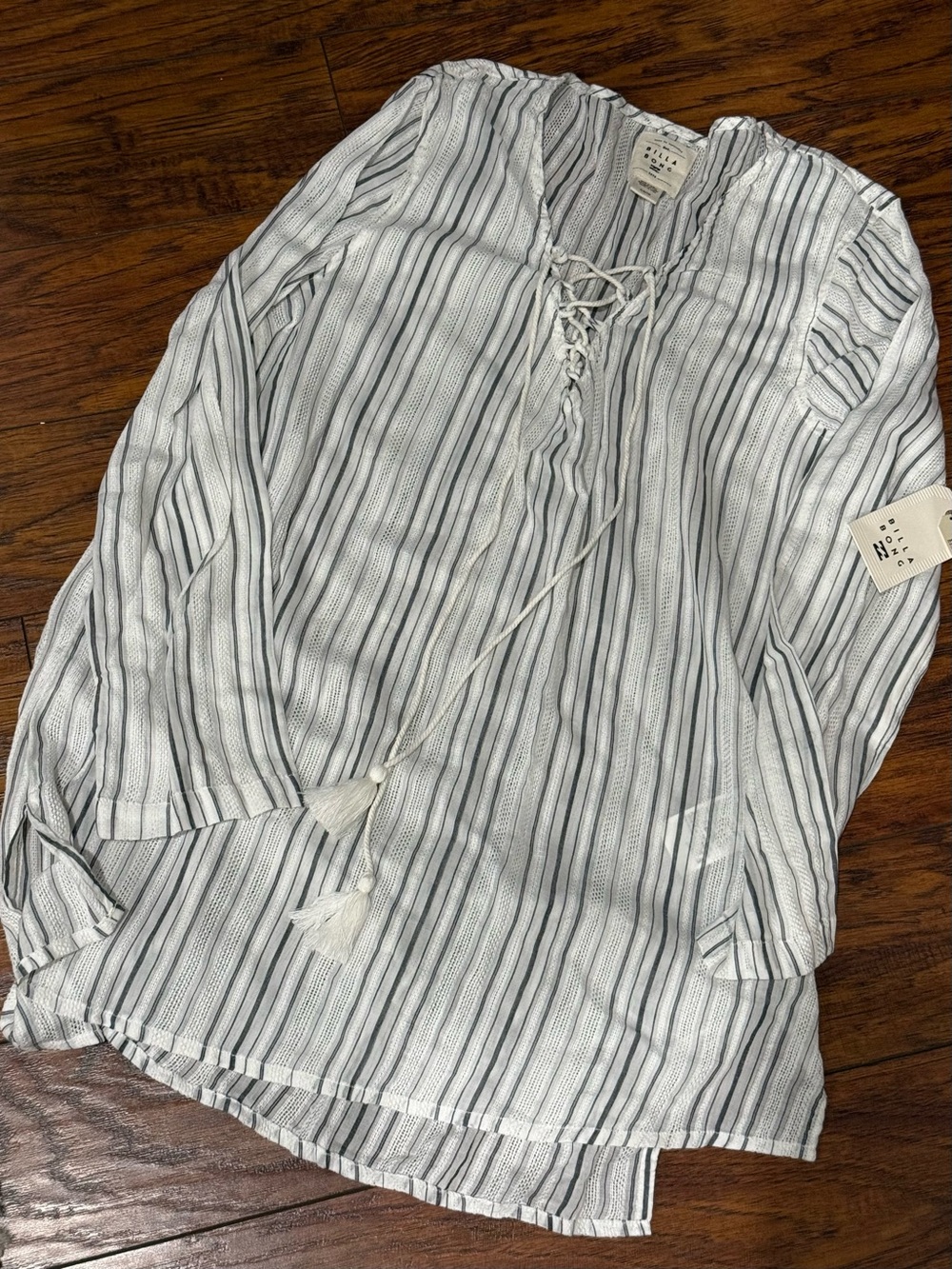 Billabong White and Black Striped cover up/tunic. Small. NWT